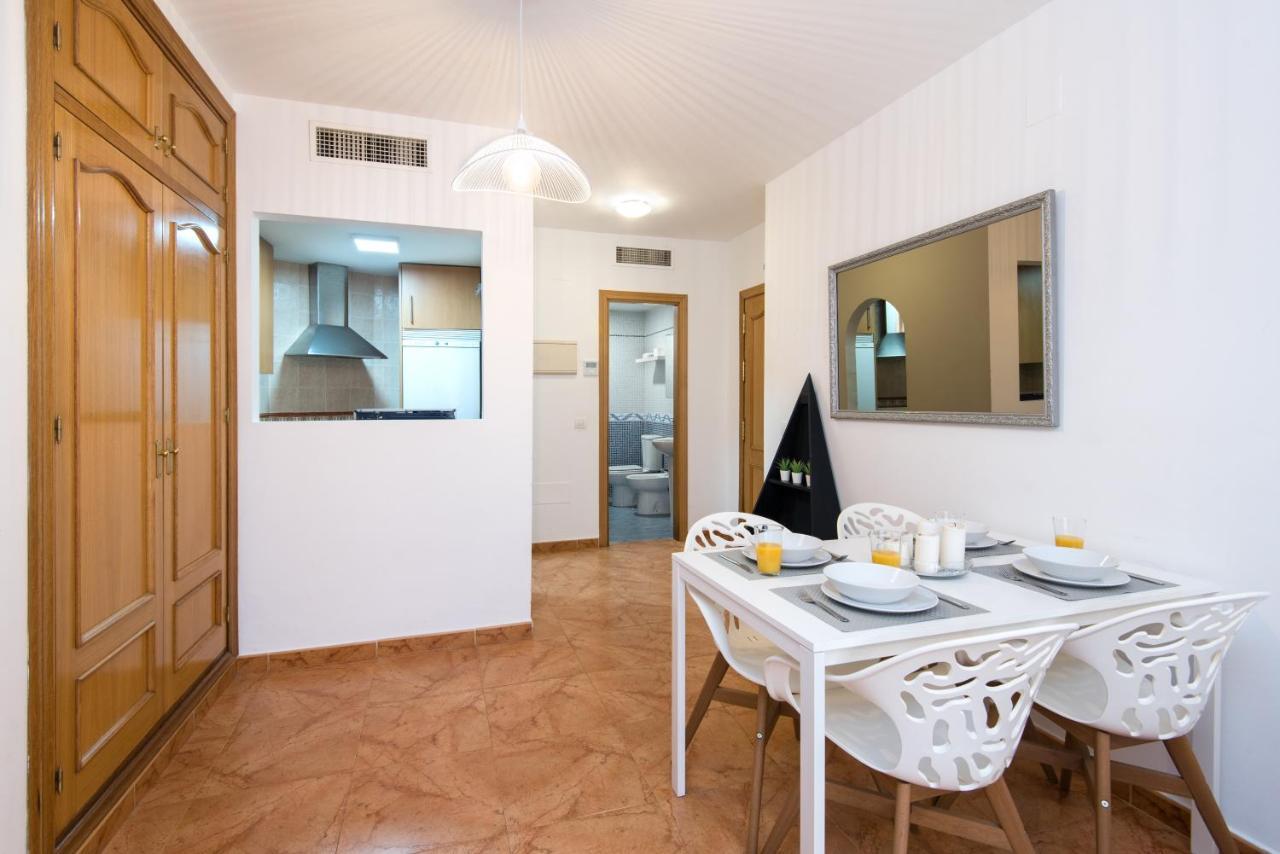 Rentandhomes Fuengirola Beach Apartment 외부 사진