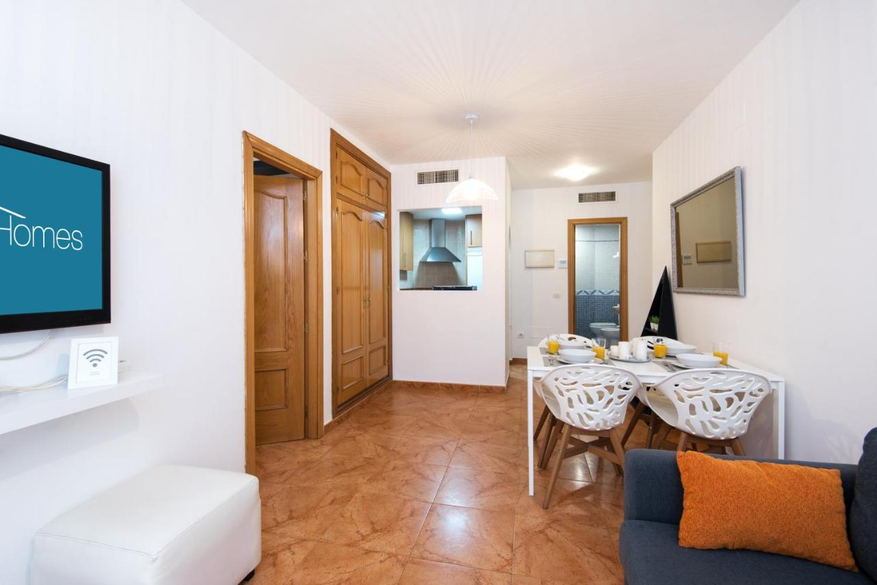 Rentandhomes Fuengirola Beach Apartment 외부 사진